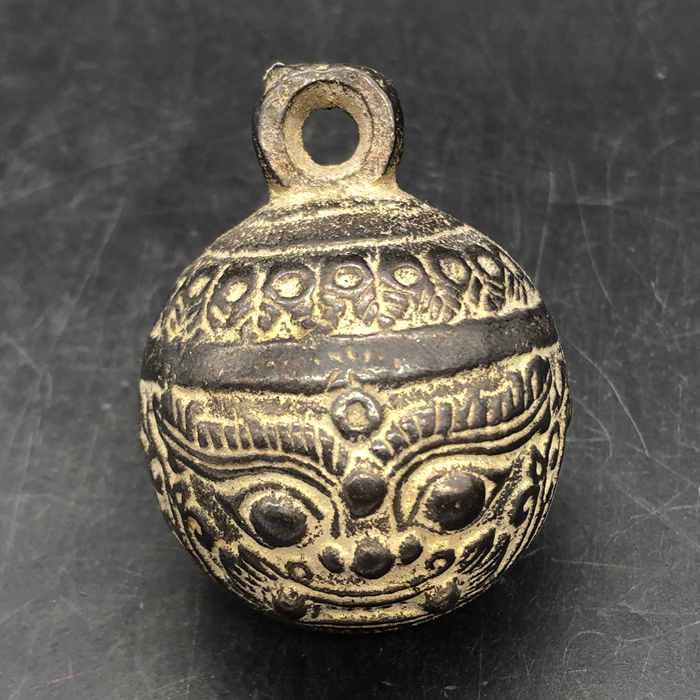 Vintage Collectible Bells - Lonceng Kepala Harimau Antik yang Bisa