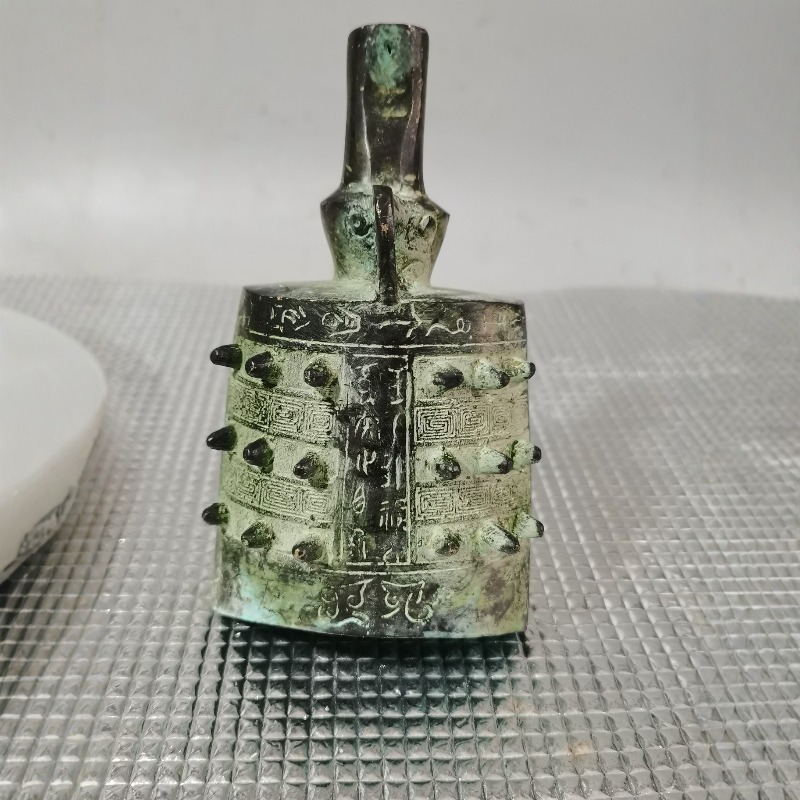 Lonceng Logam Berkarat Hijau A - Vintage Collectible Bells ulasan dan harga