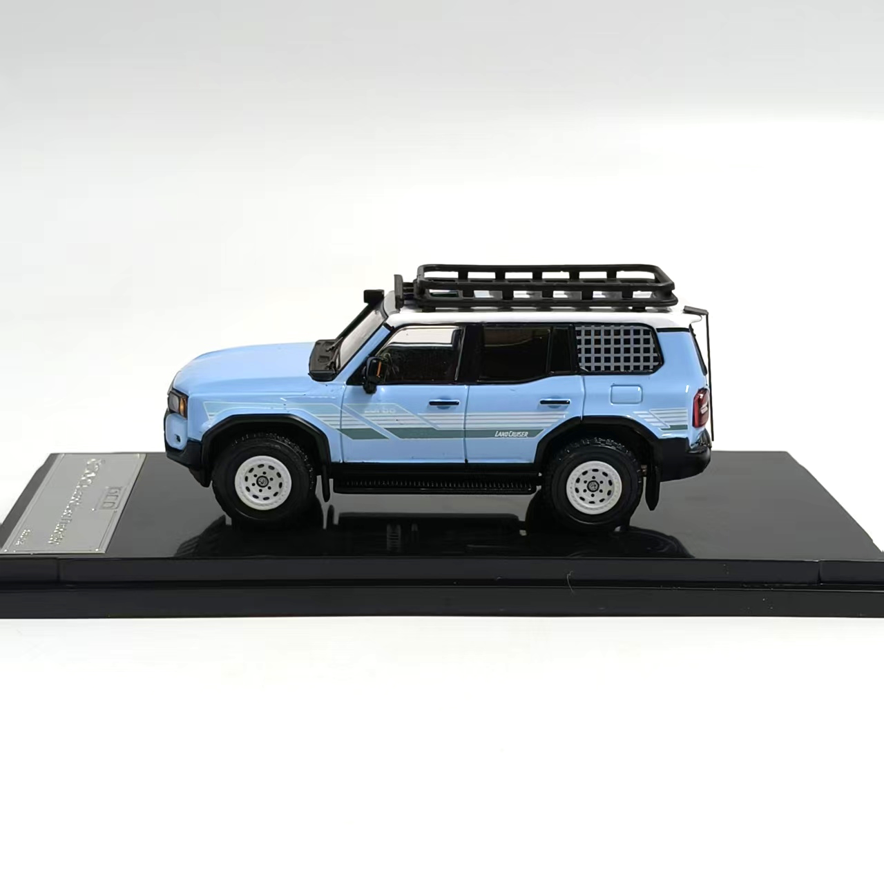 Model Mobil Diecast DCM Skala  - Vintage And Collectible ulasan dan harga