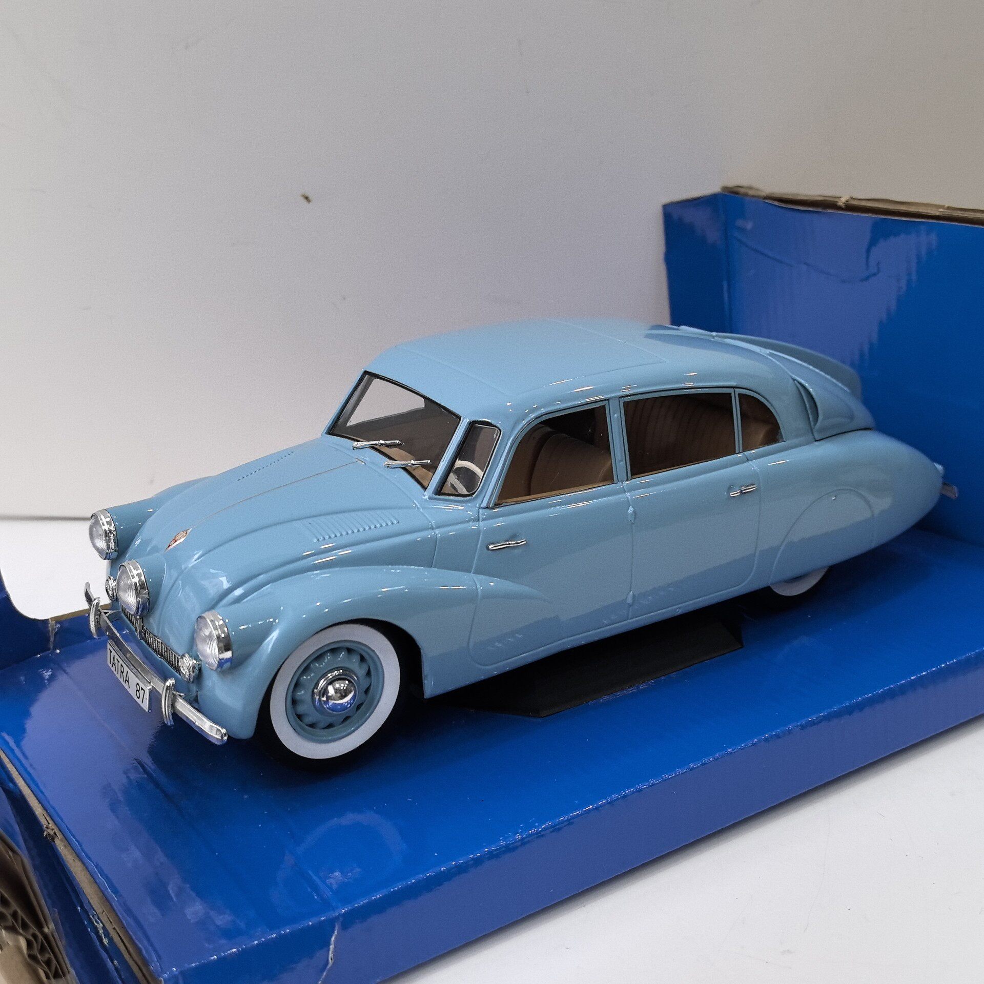 Mobil Diecast MCG Skala 1/18 T - Vintage And Collectible ulasan dan harga